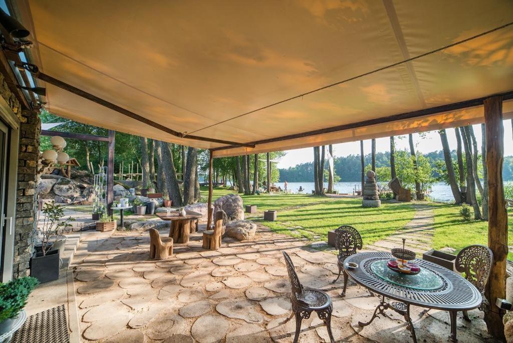 Akmenos Villas & Bungalow Brazuole Kültér fotó
